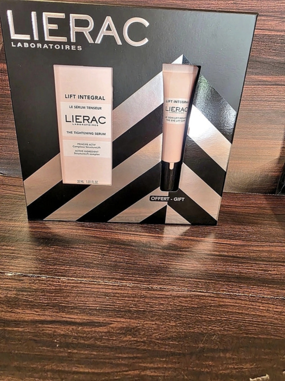 Lierac Lift Integral Skincare Gift Set Pink NWT